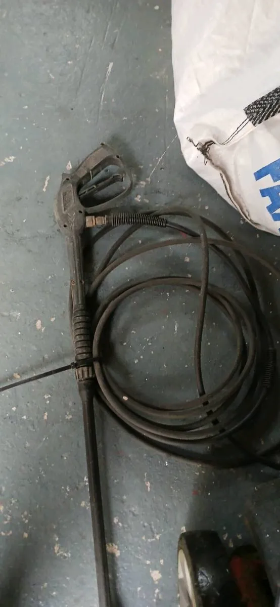 Hose - Image 3