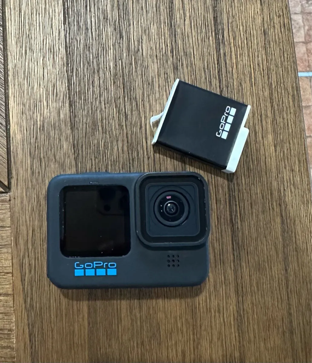 GoPro Hero 11 Black - Image 1