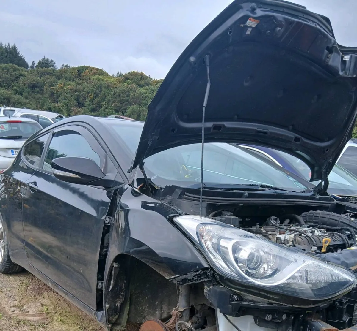 Breaking hyundai i30 2013 x2 - Image 4