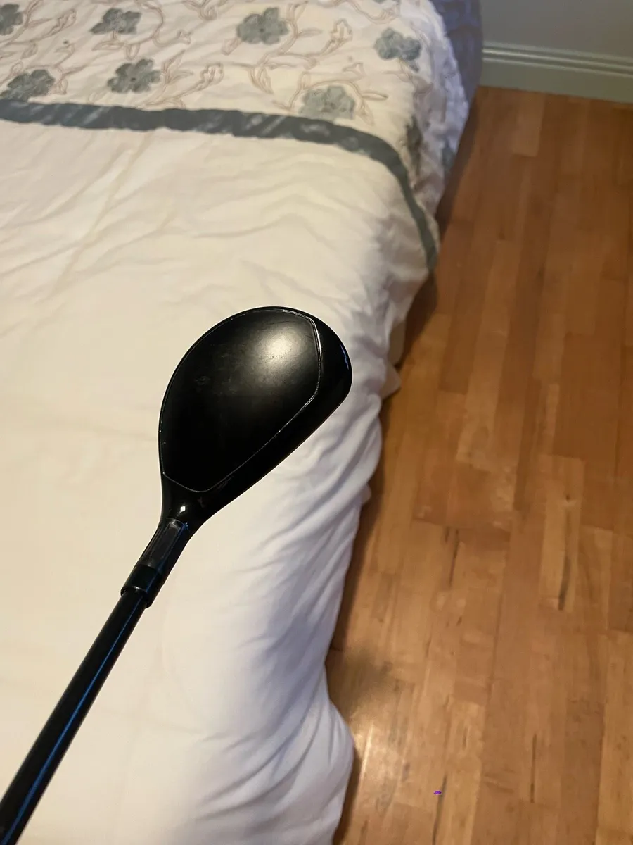Left Hand Taylormade Stealth Hybrid - Image 4