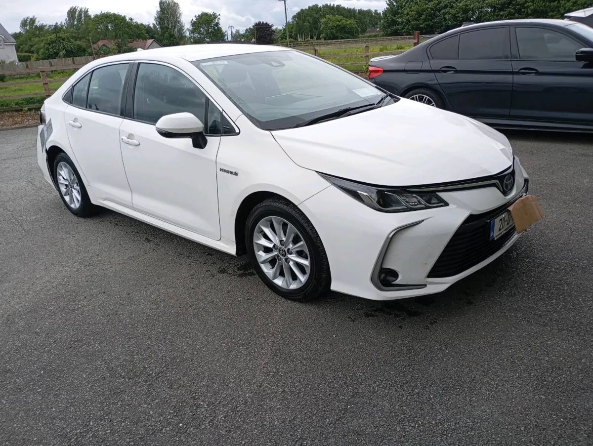 2021 Toyota Corolla hybrid - Image 2