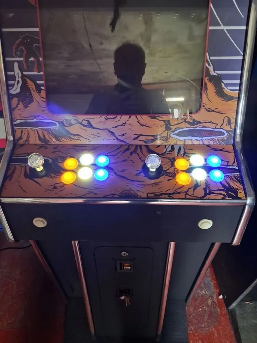 Arcade Machine - Image 4