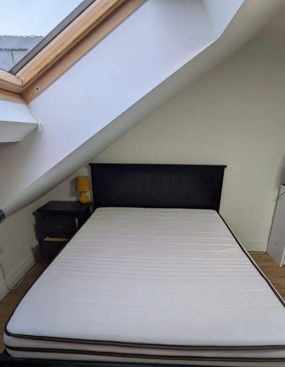King Bed + mattress - Image 3