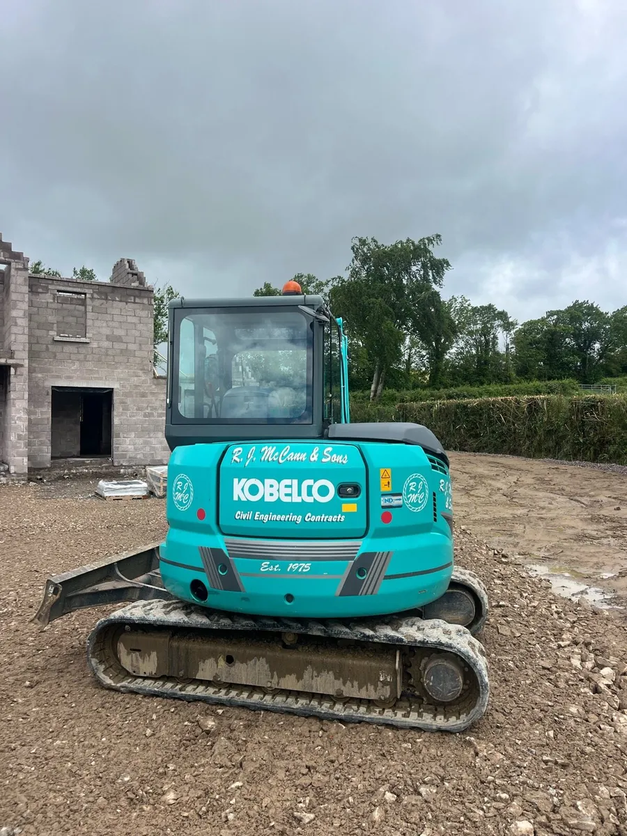 Kobelco sk55 Excavator - Image 2