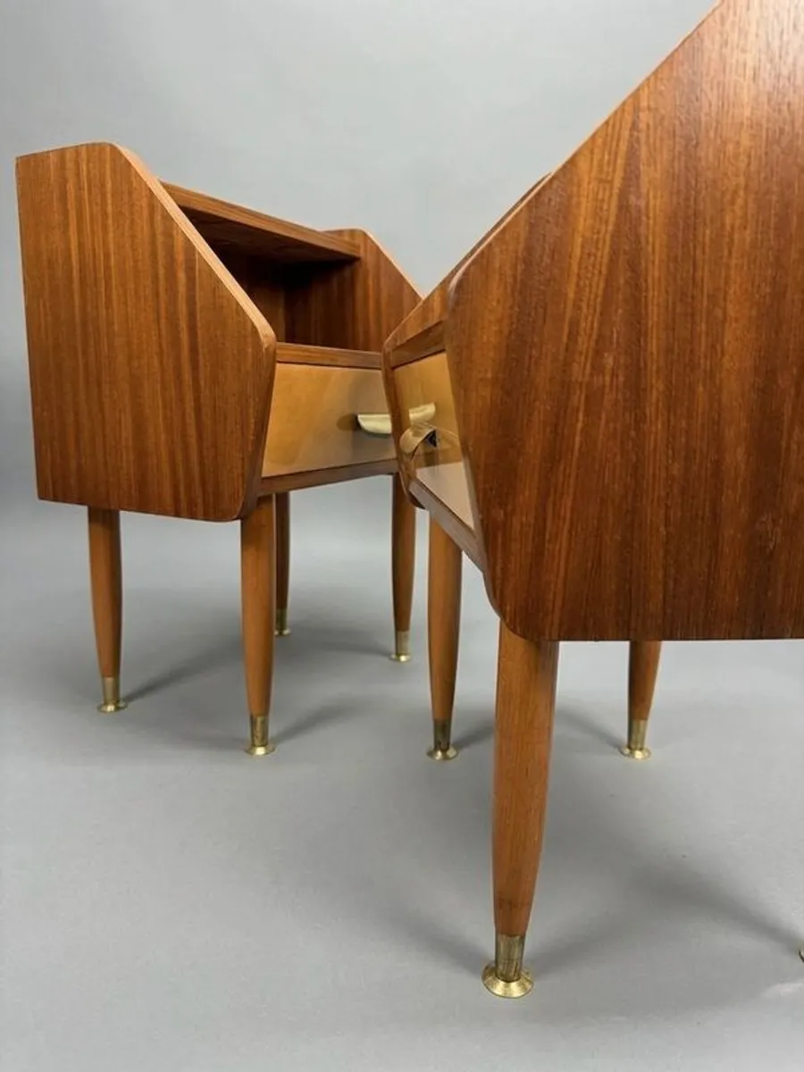 Stunning 1950s Italian Mid Century Nightstands - Image 3