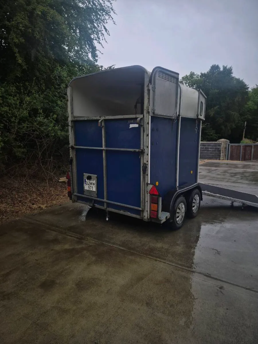 Hb505 horsebox - Image 3