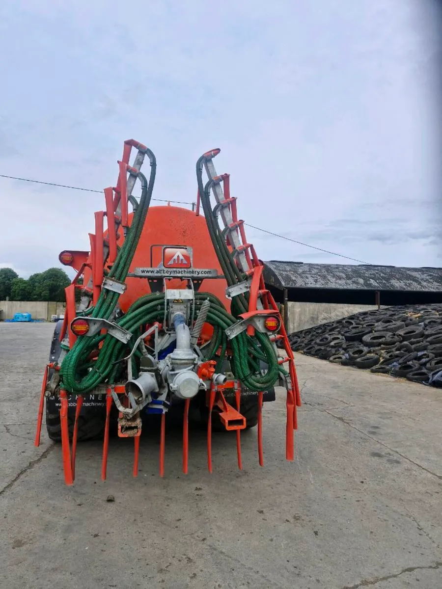 Slurry tanker - Image 3