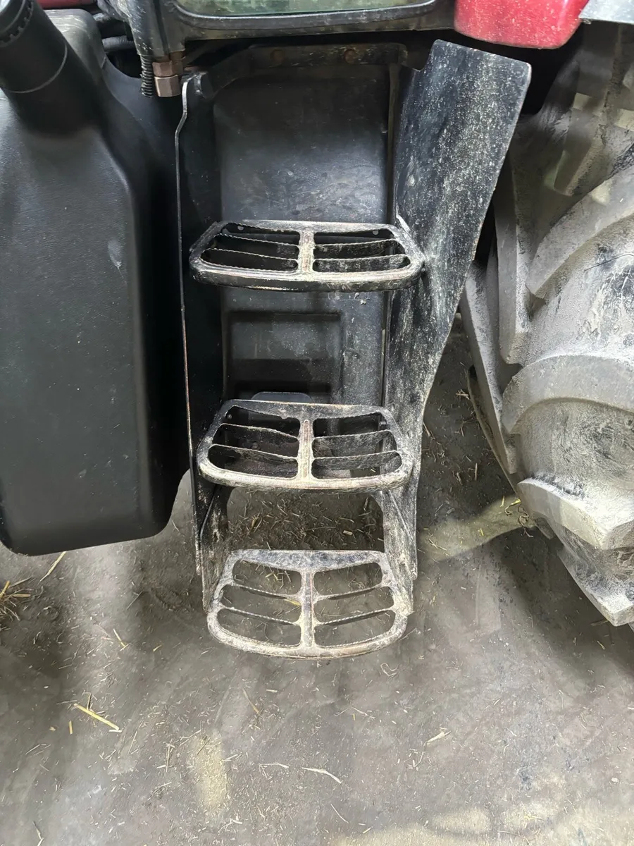 Case mx 135 - Image 3
