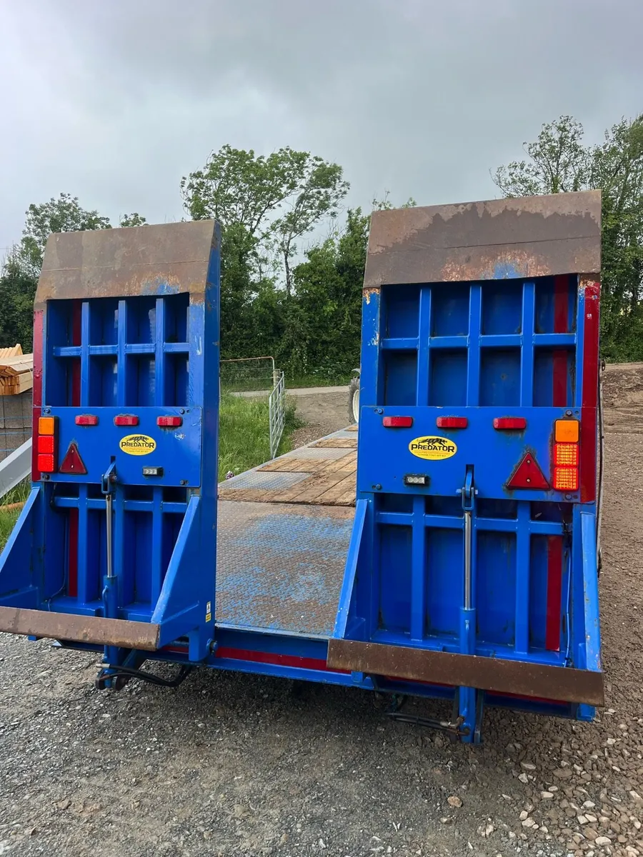 Predator low loader - Image 3
