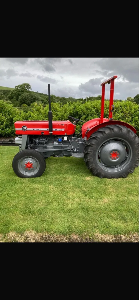 Massey Ferguson 135 - Image 1