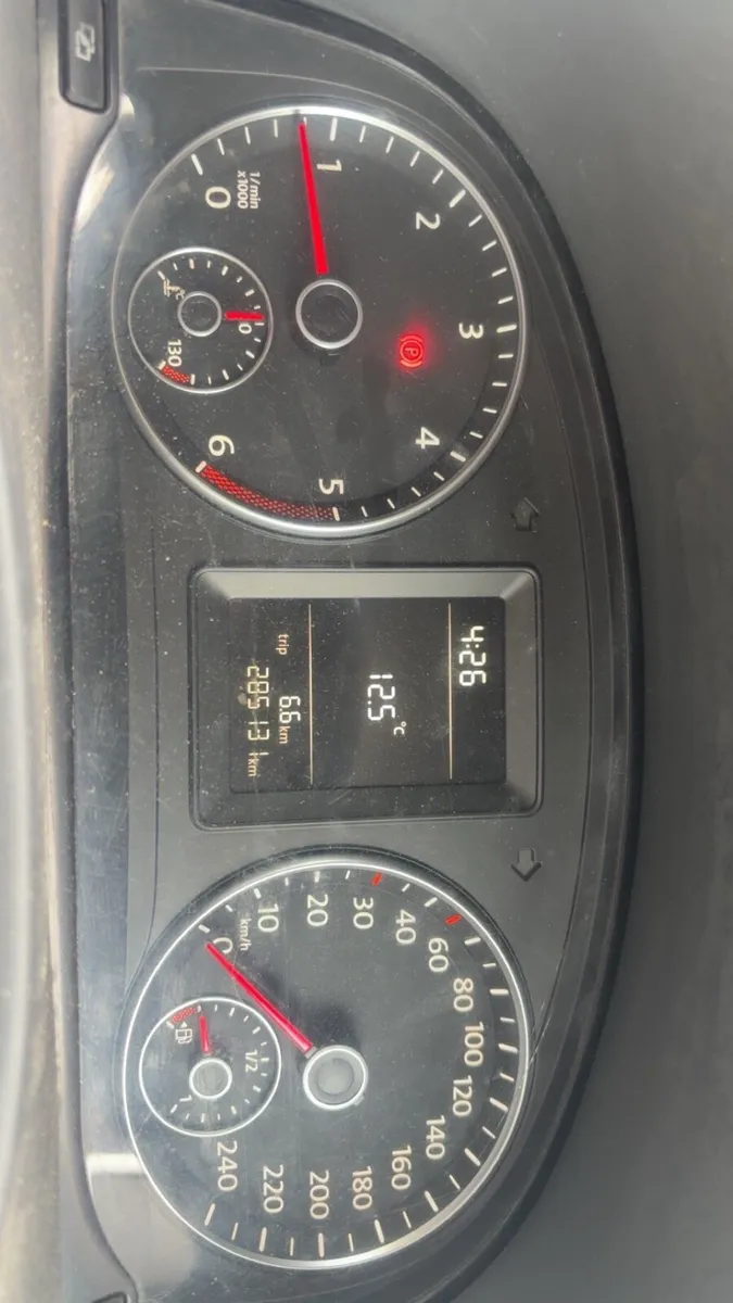 Volkswagen caddy - Image 4