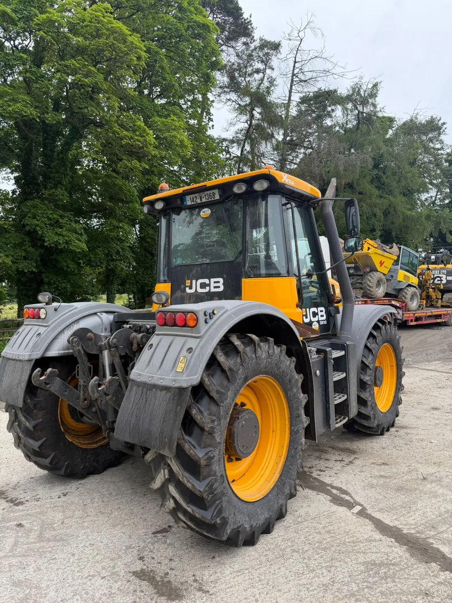 JCB Fastrac 3230 XTRA - Image 3
