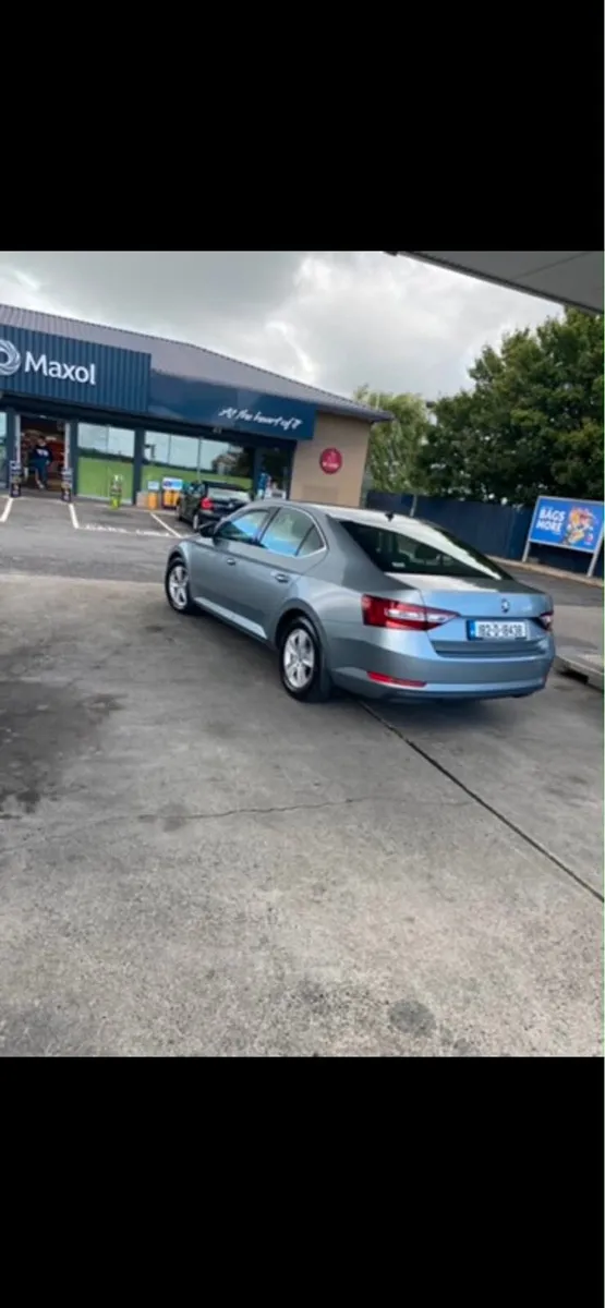 Skoda Superb - Image 1