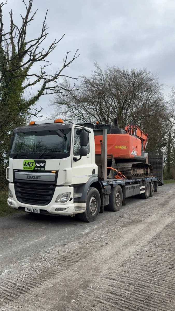 Daf CF400 8x2 - Image 1