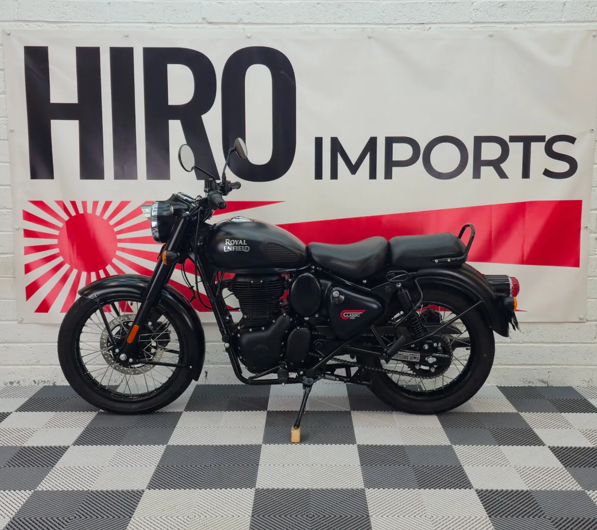 2024 Royal Enfield Classic 350 - Image 1