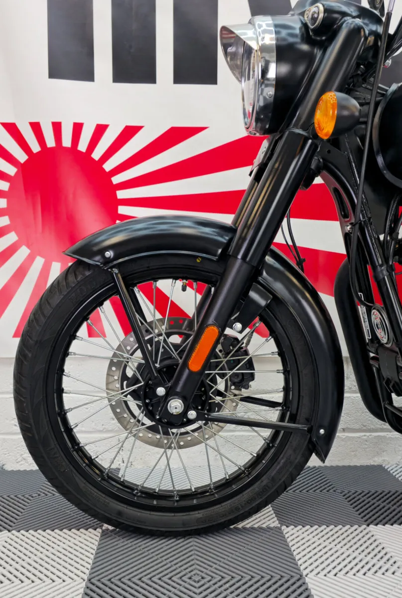 2024 Royal Enfield Classic 350 - Image 3