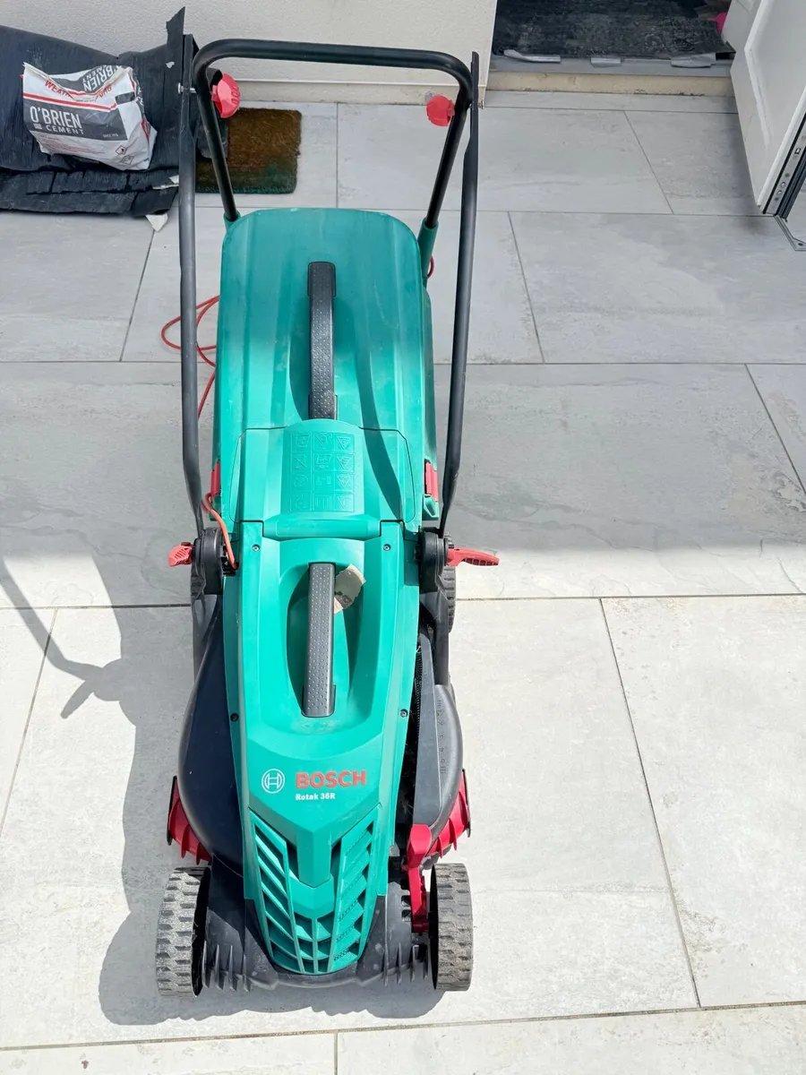 Bosch Lawn mower - Image 4