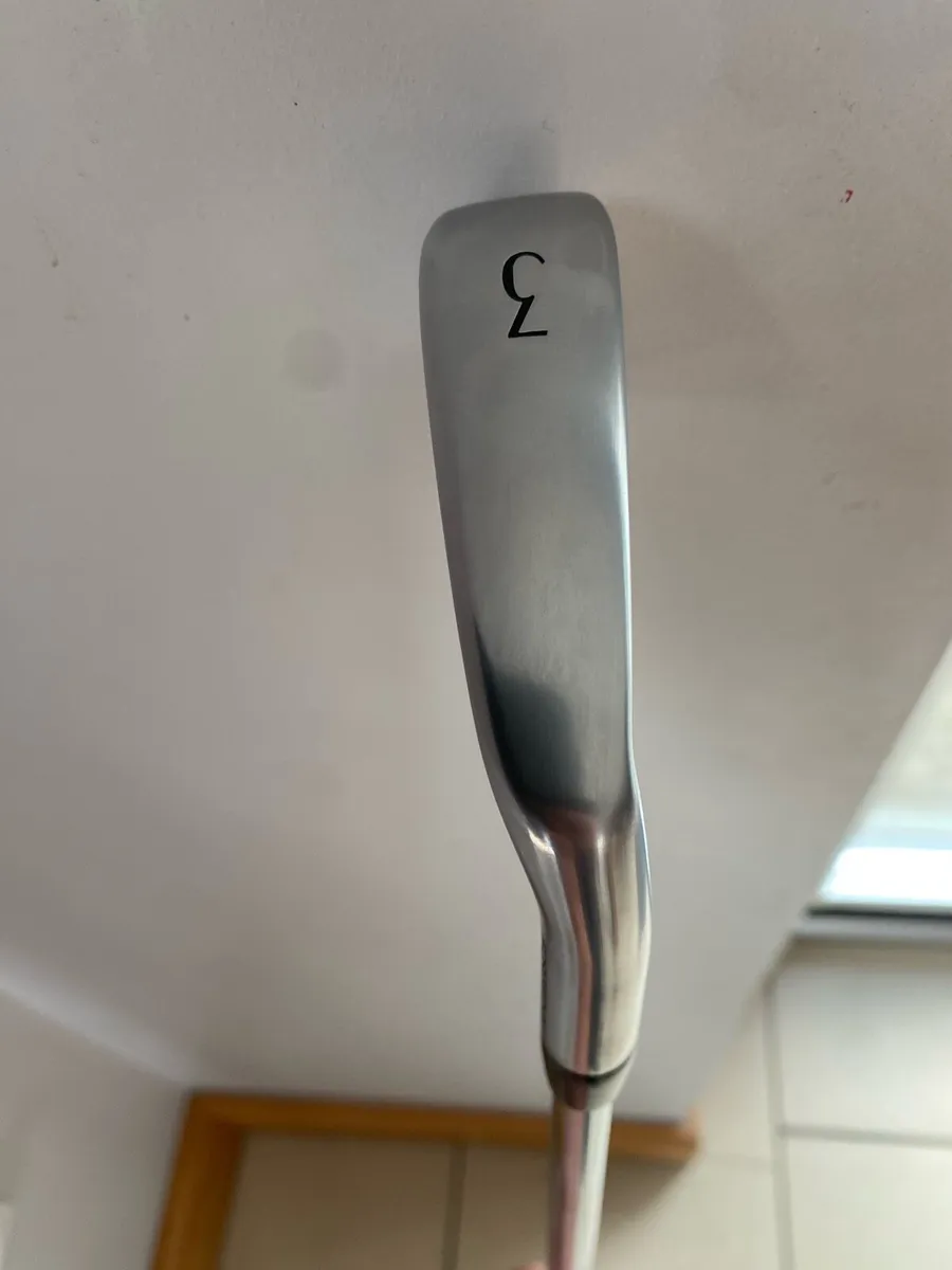 Titleist 3 iron - Image 2