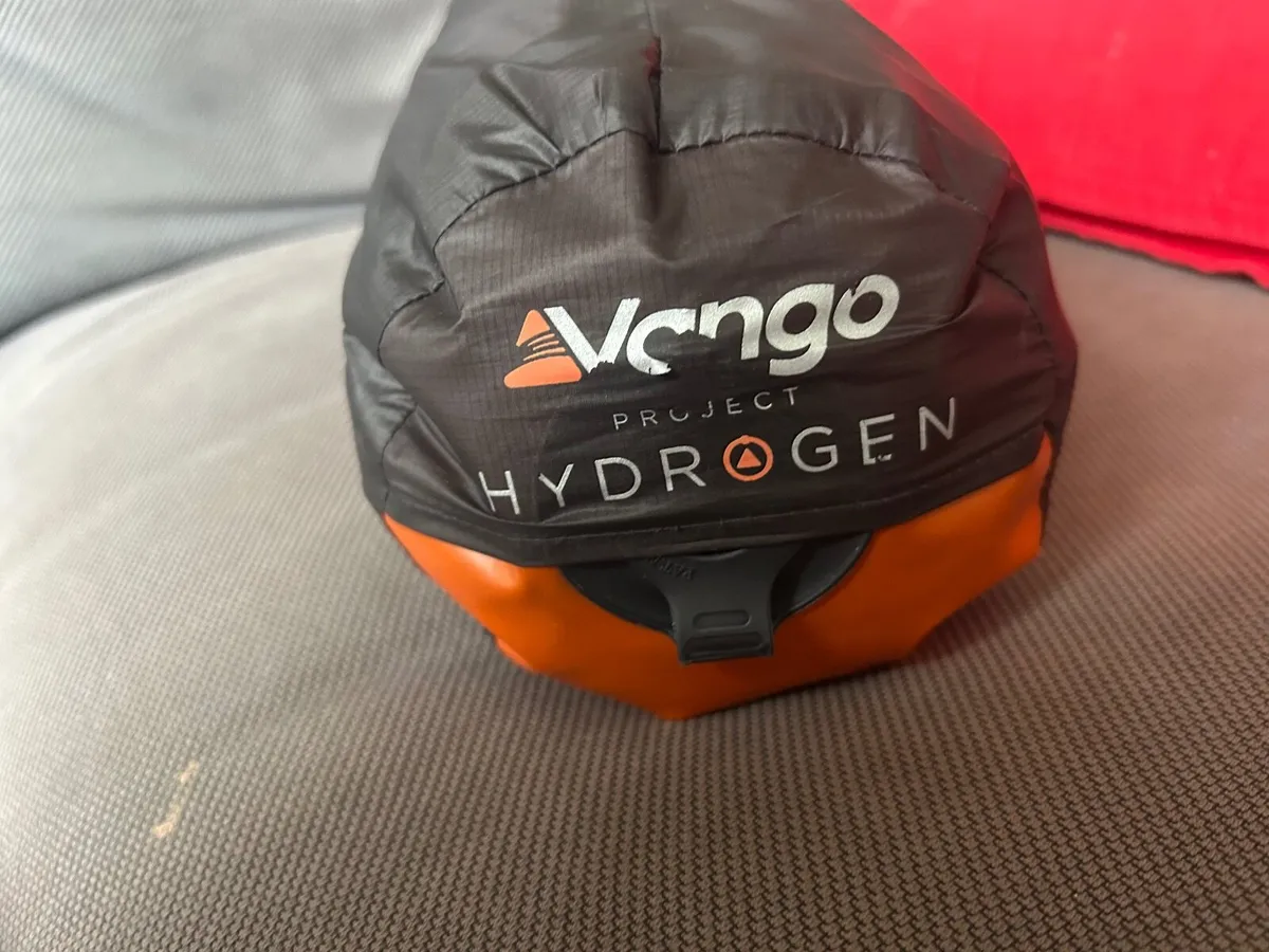 Tent - Image 3