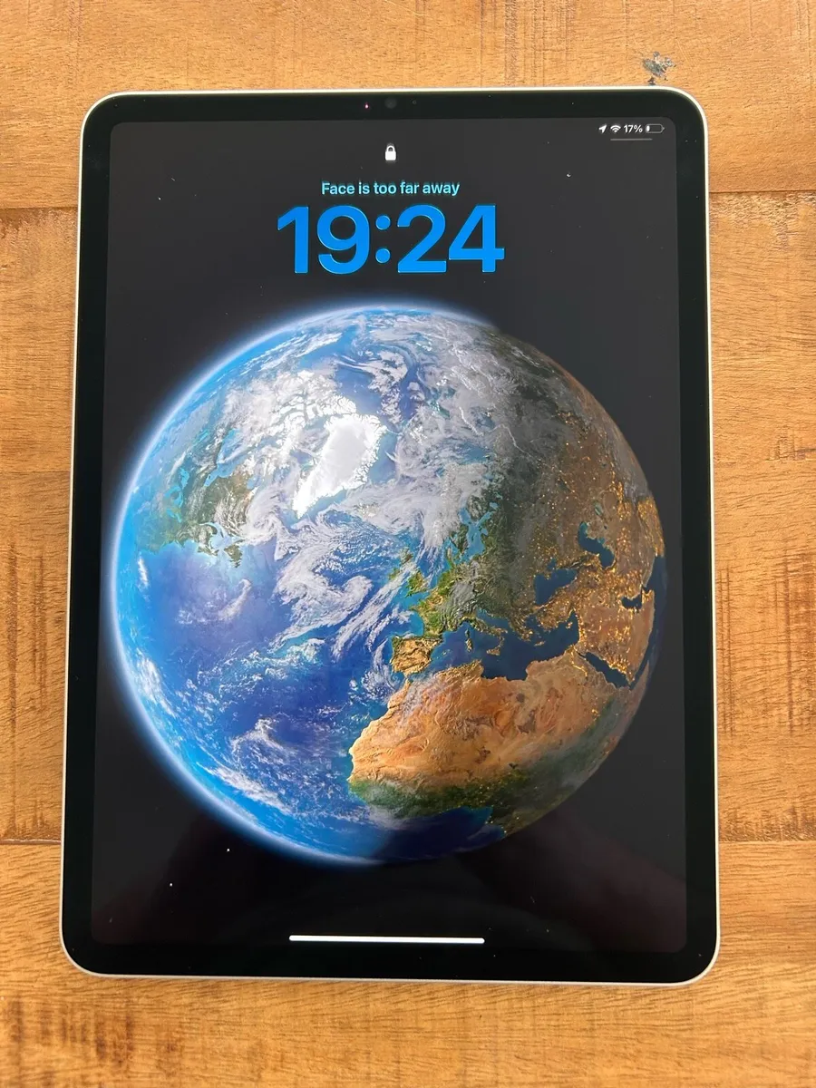 iPad Pro 11” (2021 3rd gen) - Image 1
