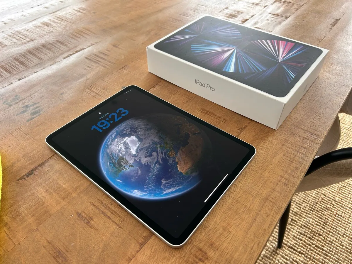 iPad Pro 11” (2021 3rd gen) - Image 3