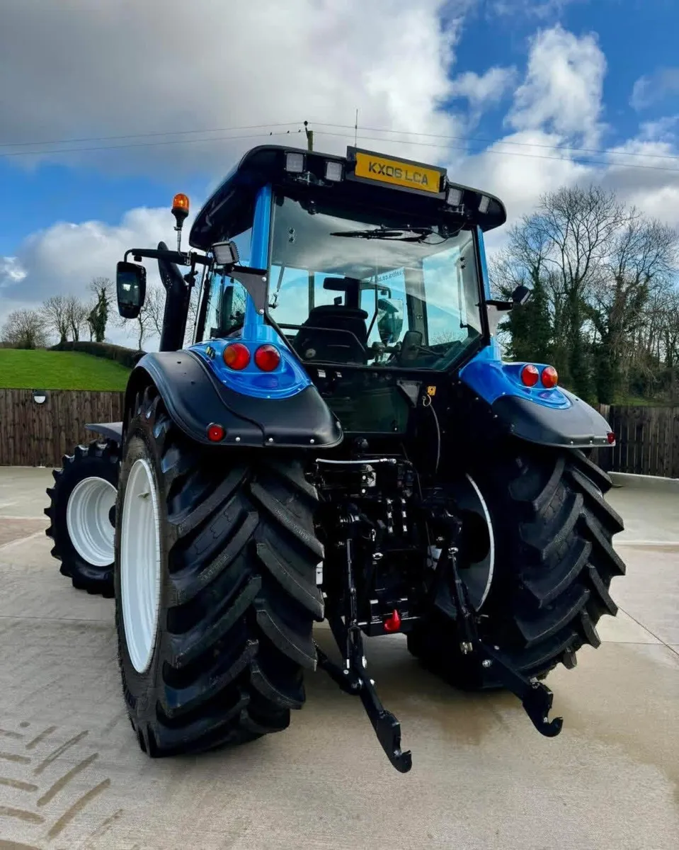 Valtra T130 - Image 3