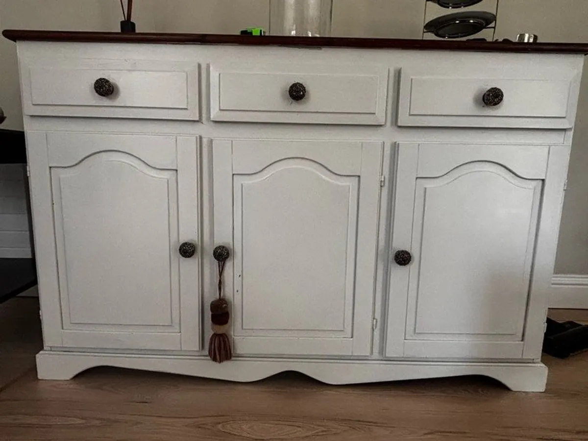 Cabinet - Image 3