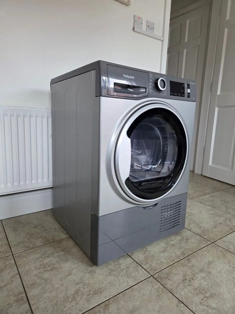 Hotpoint 9kg Dryer - Image 2