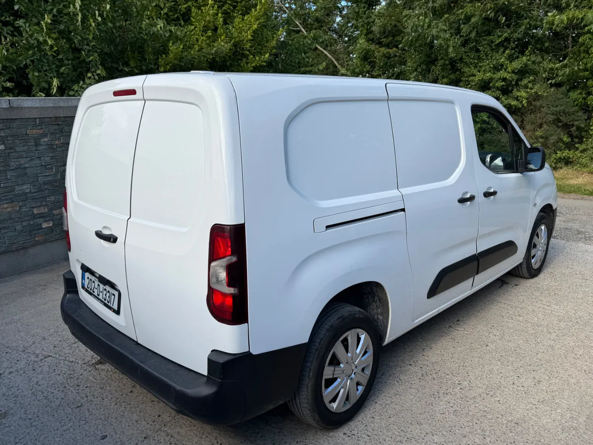 Opel Combo 2020 Doe&taxed lwb - Image 4