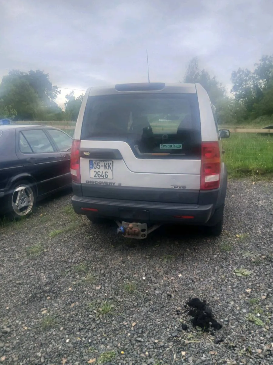 Land Rover Discovery 3 - Image 1