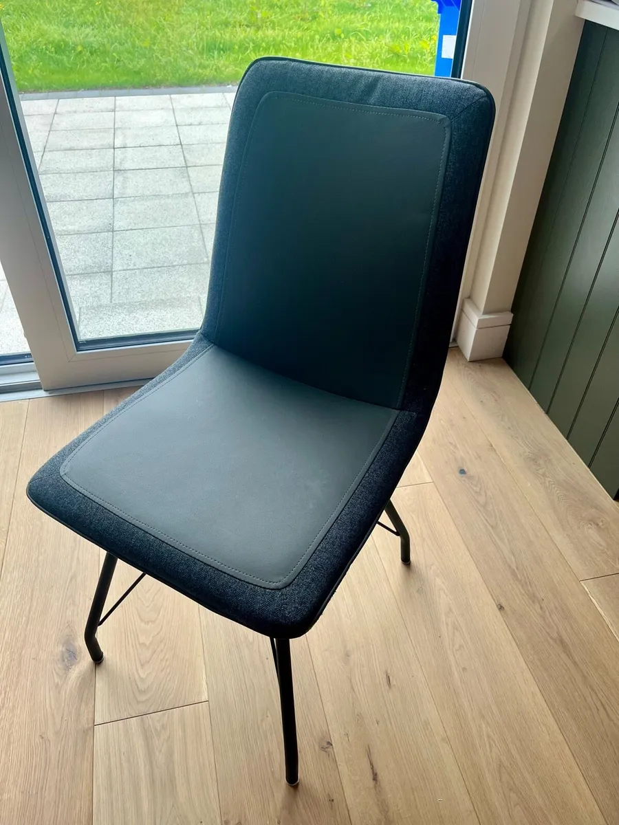 Dining chair set x 6 - Image 1