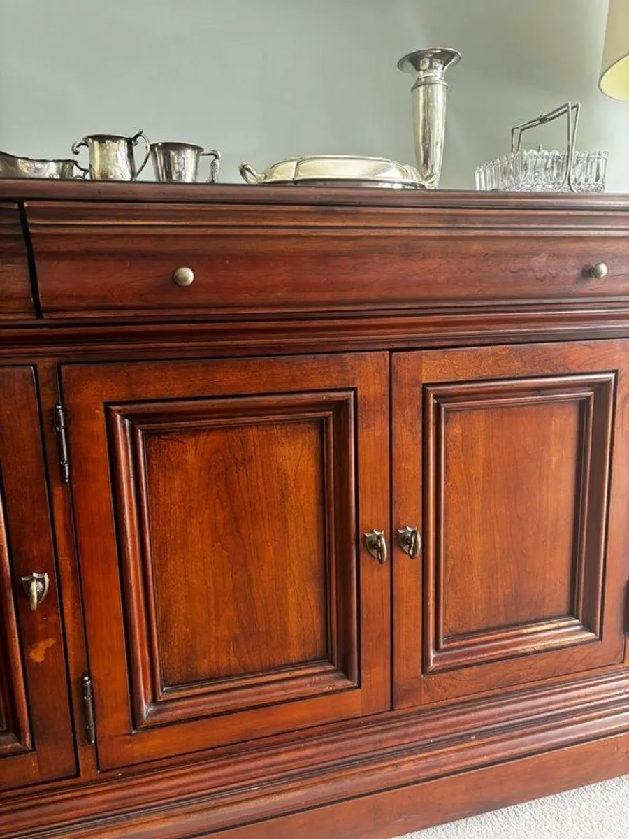 Sideboard - Image 2