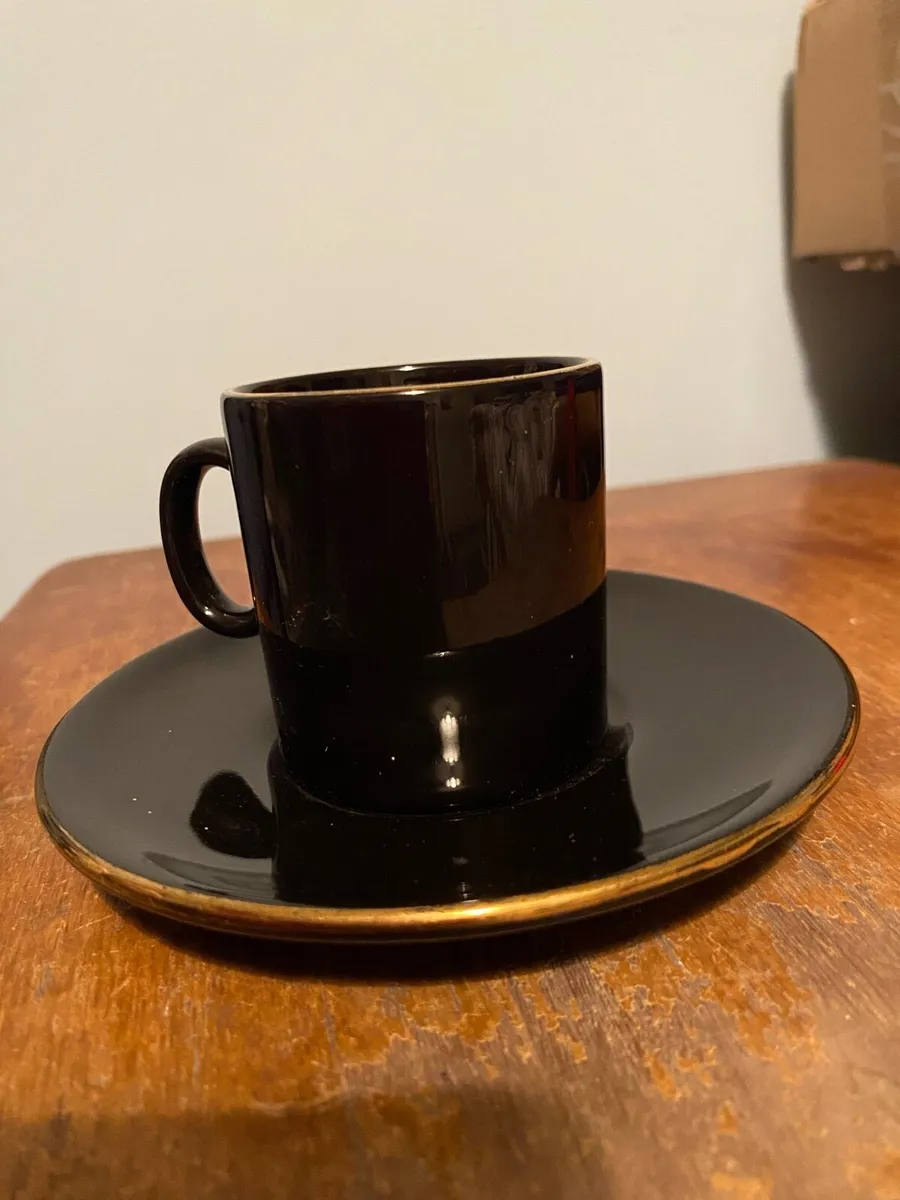 Nescafé Eapresso cup and saucer - Image 3