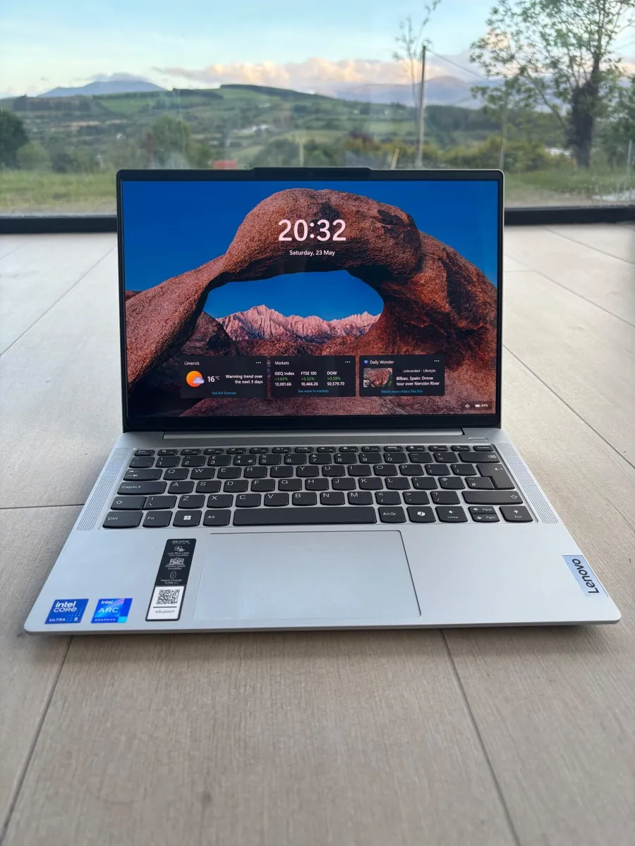 Laptop - Image 1