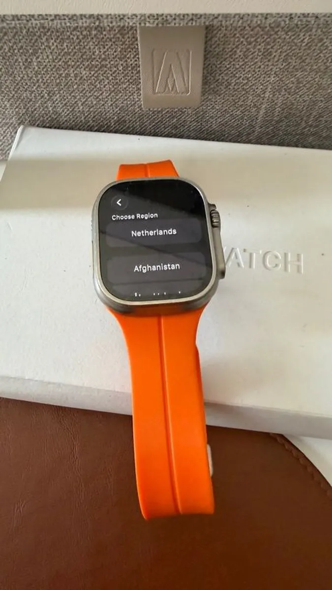 Apple Watch - Image 1