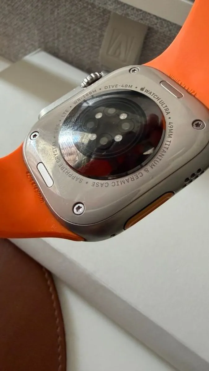 Apple Watch - Image 3
