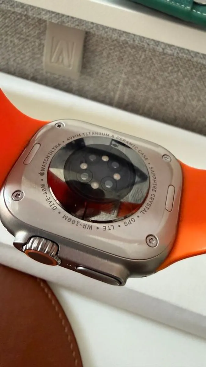 Apple Watch - Image 4