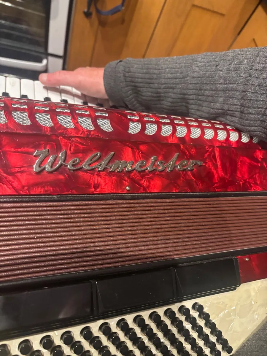 piano accordion akkordeon WELTMEISTER CAPRICE 120 - Image 1