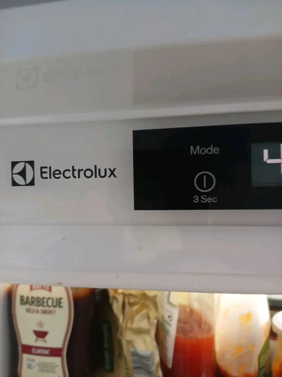 Fridge drawer - Image 2