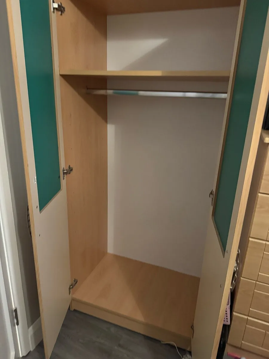 Wardrobe & Chest of Drawers Set - Image 3