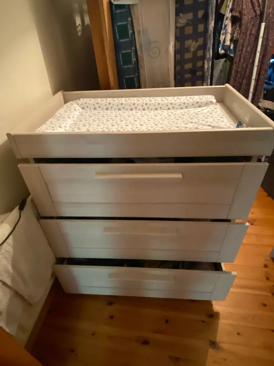 Nursery furniture - Image 4