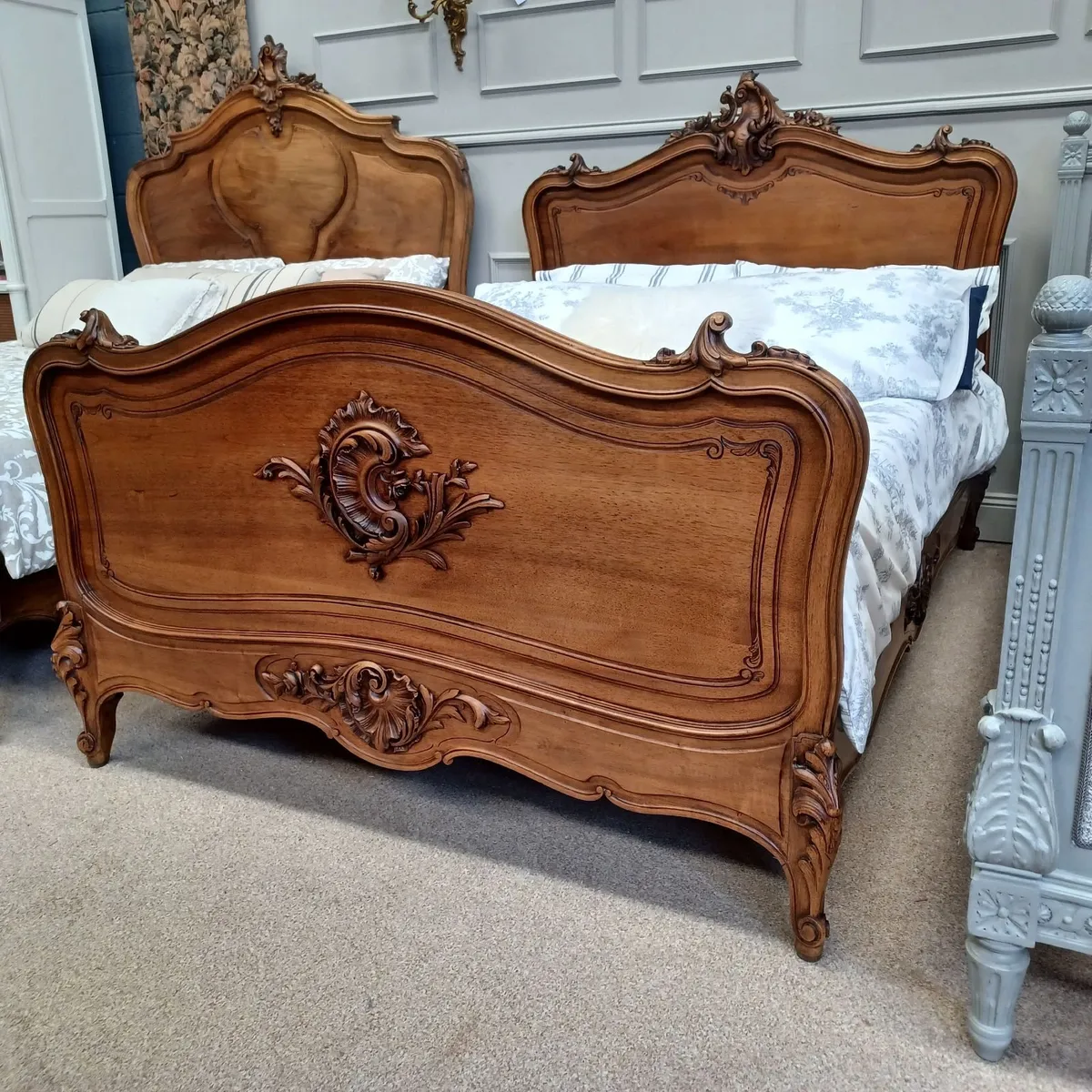 Two double beds Louis XV - first league - Image 2