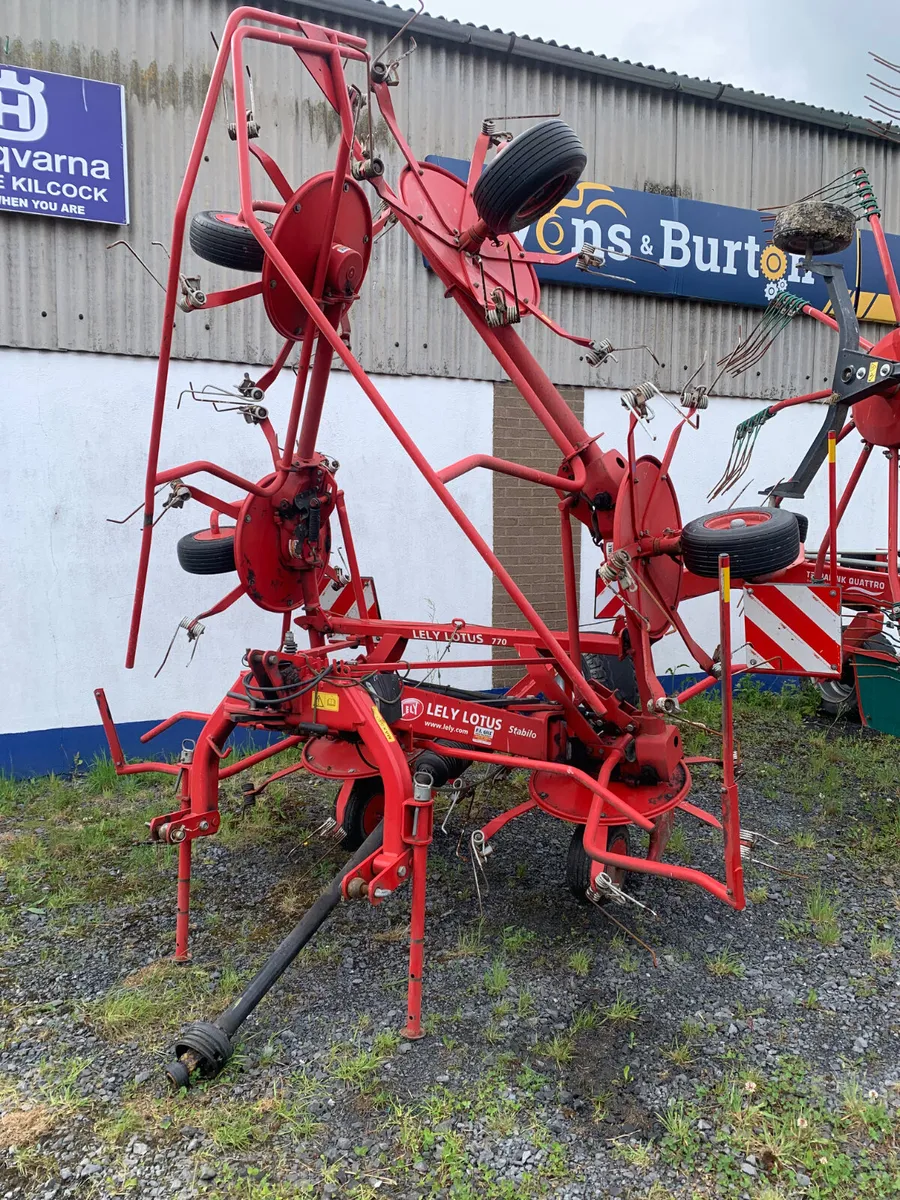 Lely Lotus 770 - 6 rotor Tedder - Image 1