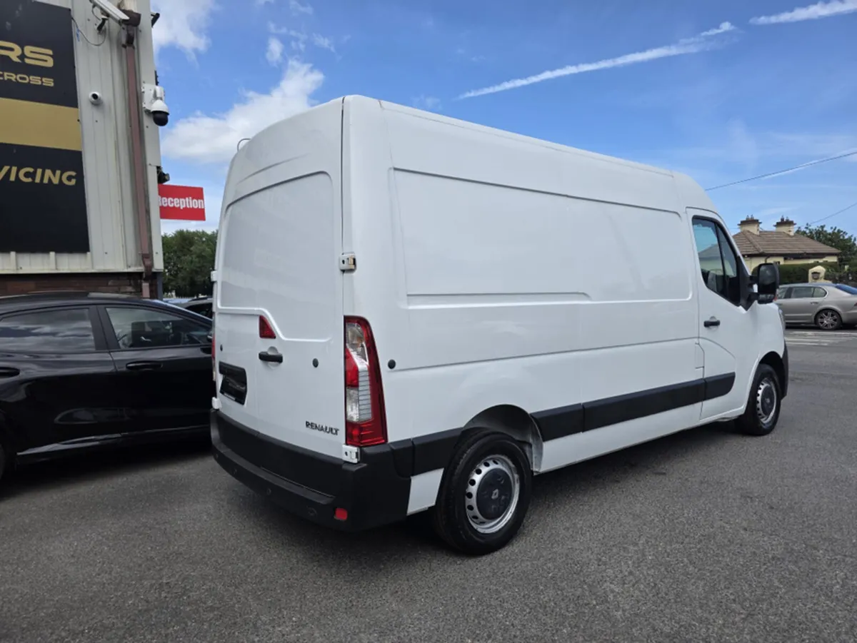 Renault Master MM33 BUSINESS DCI - Image 2