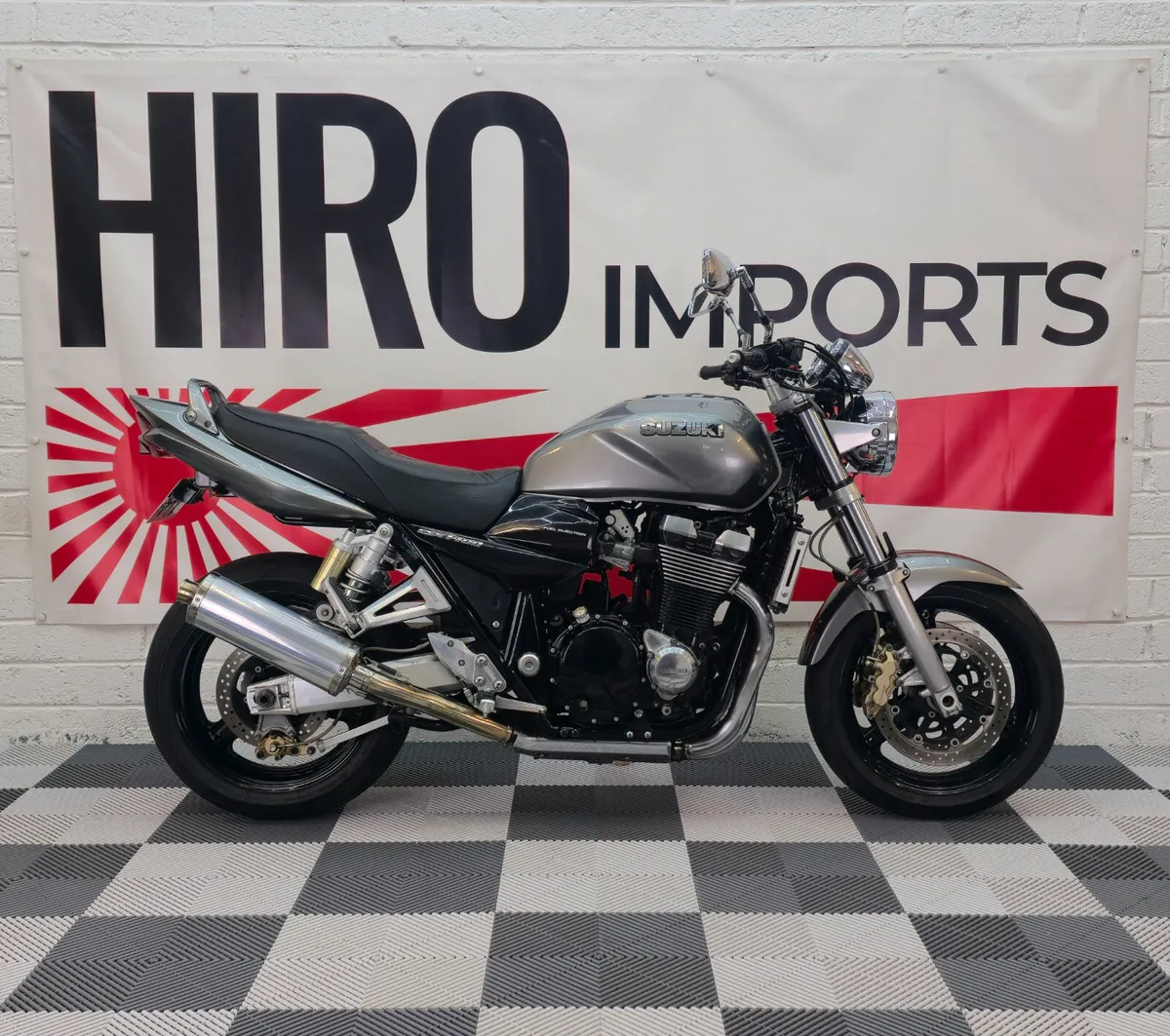 2002 Suzuki GSX 1400 - Image 1