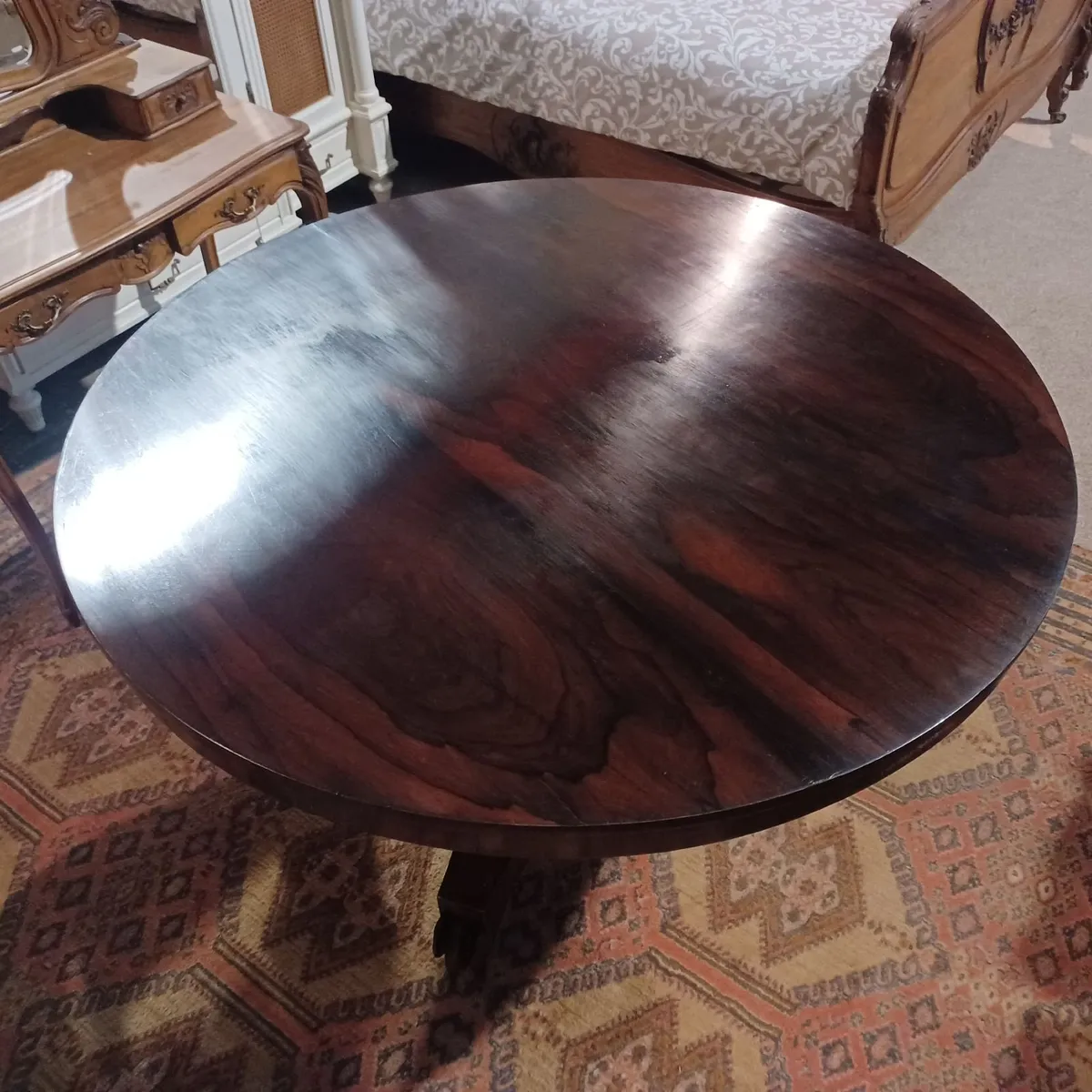 Large Victorian round table rosewood for 8 people - Image 3