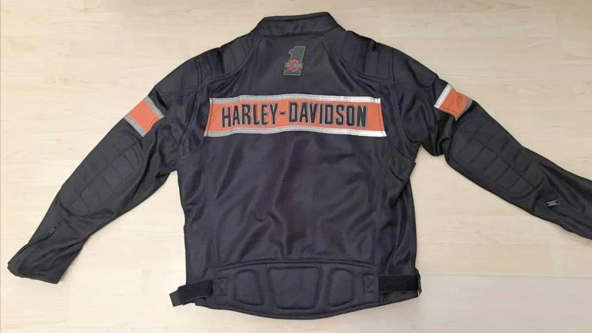 Harley-Davidson motorcycle jacket size L - Image 3
