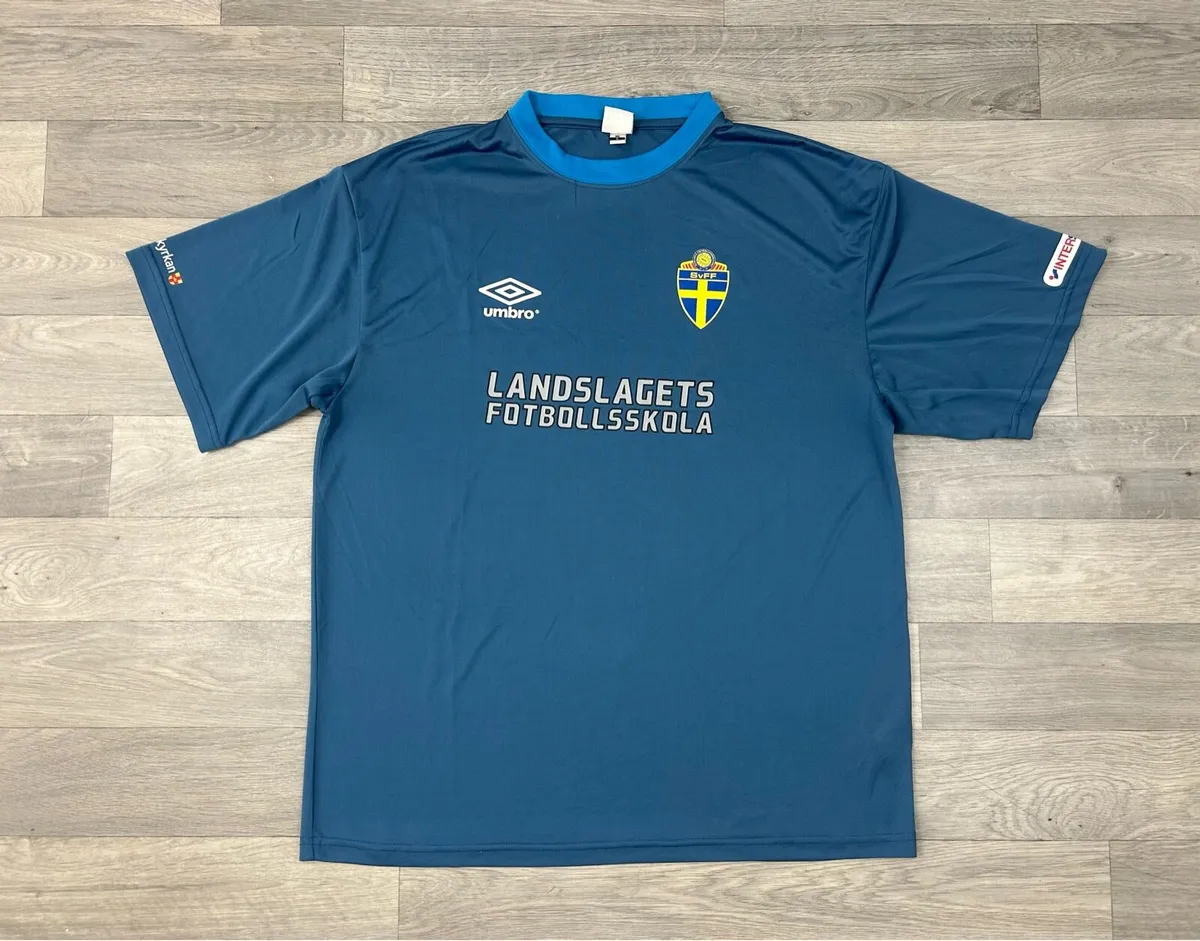 Umbro Sweden Training Jersey Shirt Mens Large - Image 1