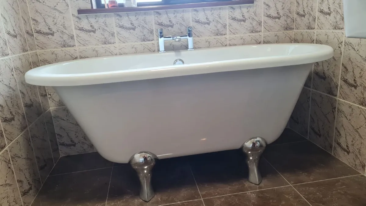 Bath Freestanding - Image 1