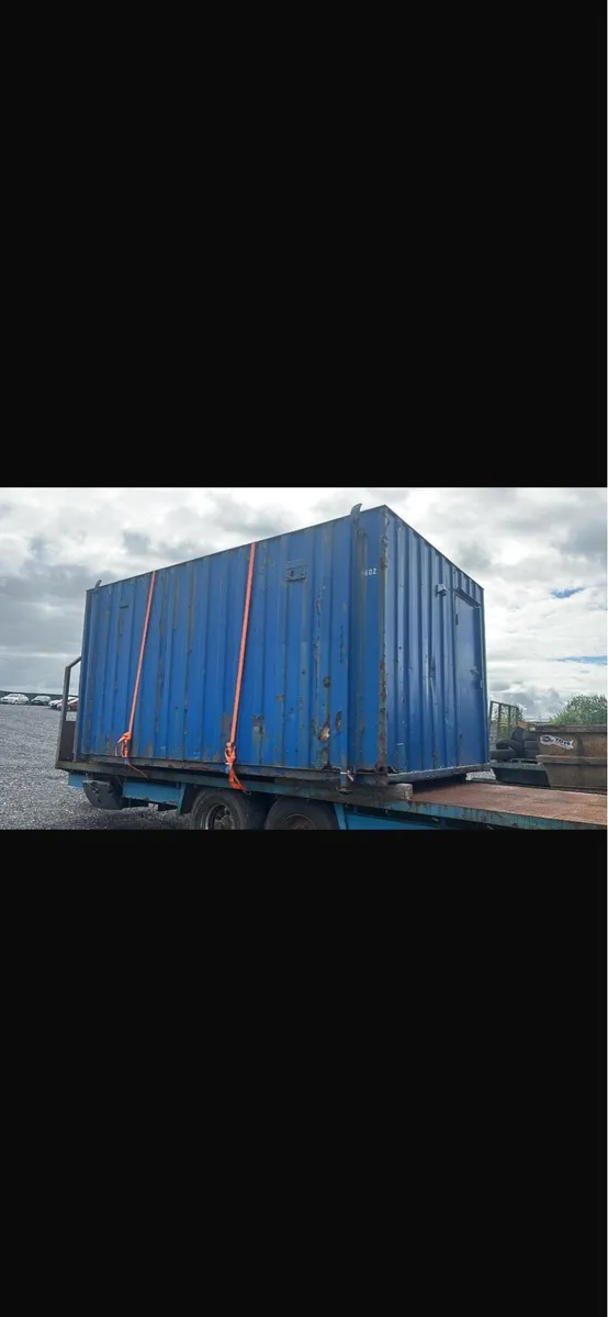 Site office for sale needs work €1500 - Image 4